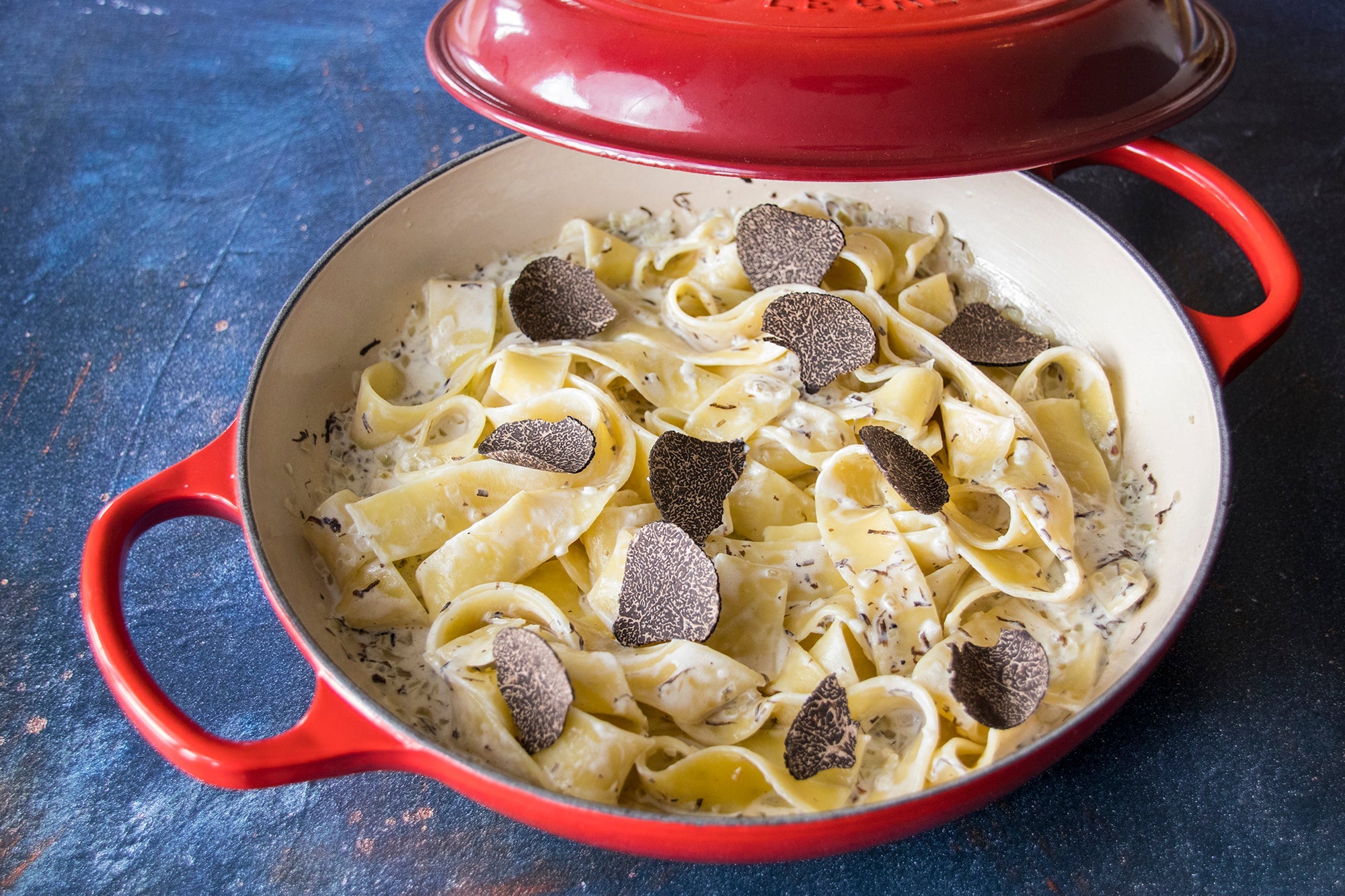 Pasta con trufa negra